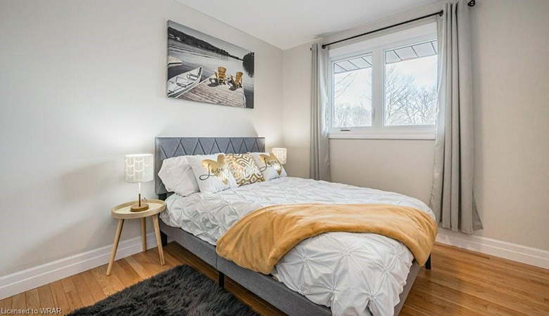 353 Dunvegan Drive Waterloo, ON N2K 1W7