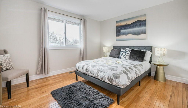 353 Dunvegan Drive Waterloo, ON N2K 1W7