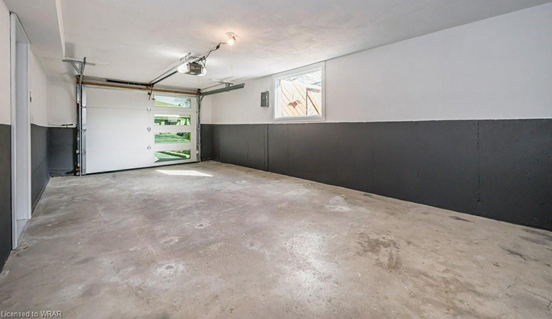 353 Dunvegan Drive Waterloo, ON N2K 1W7