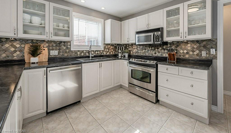 577 MARL MEADOW Crescent